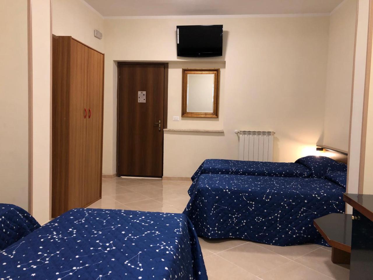 Hotel Chopin Fiumicino Exterior photo