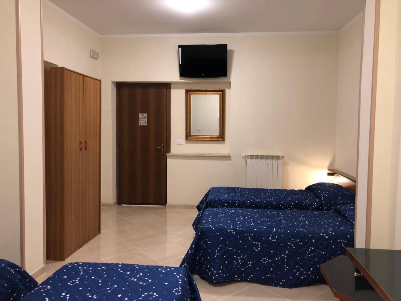 Hotel Chopin Fiumicino Exterior photo