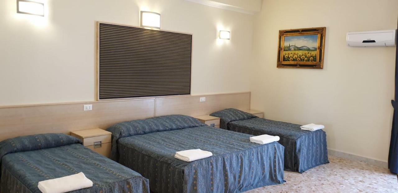 Hotel Chopin Fiumicino Exterior photo