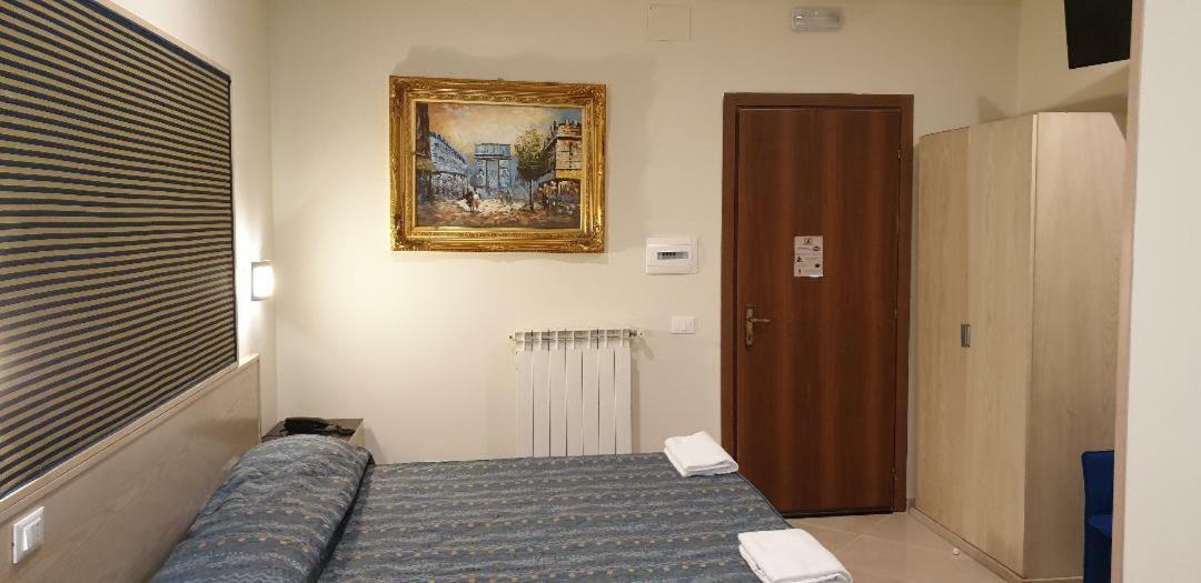 Hotel Chopin Fiumicino Exterior photo